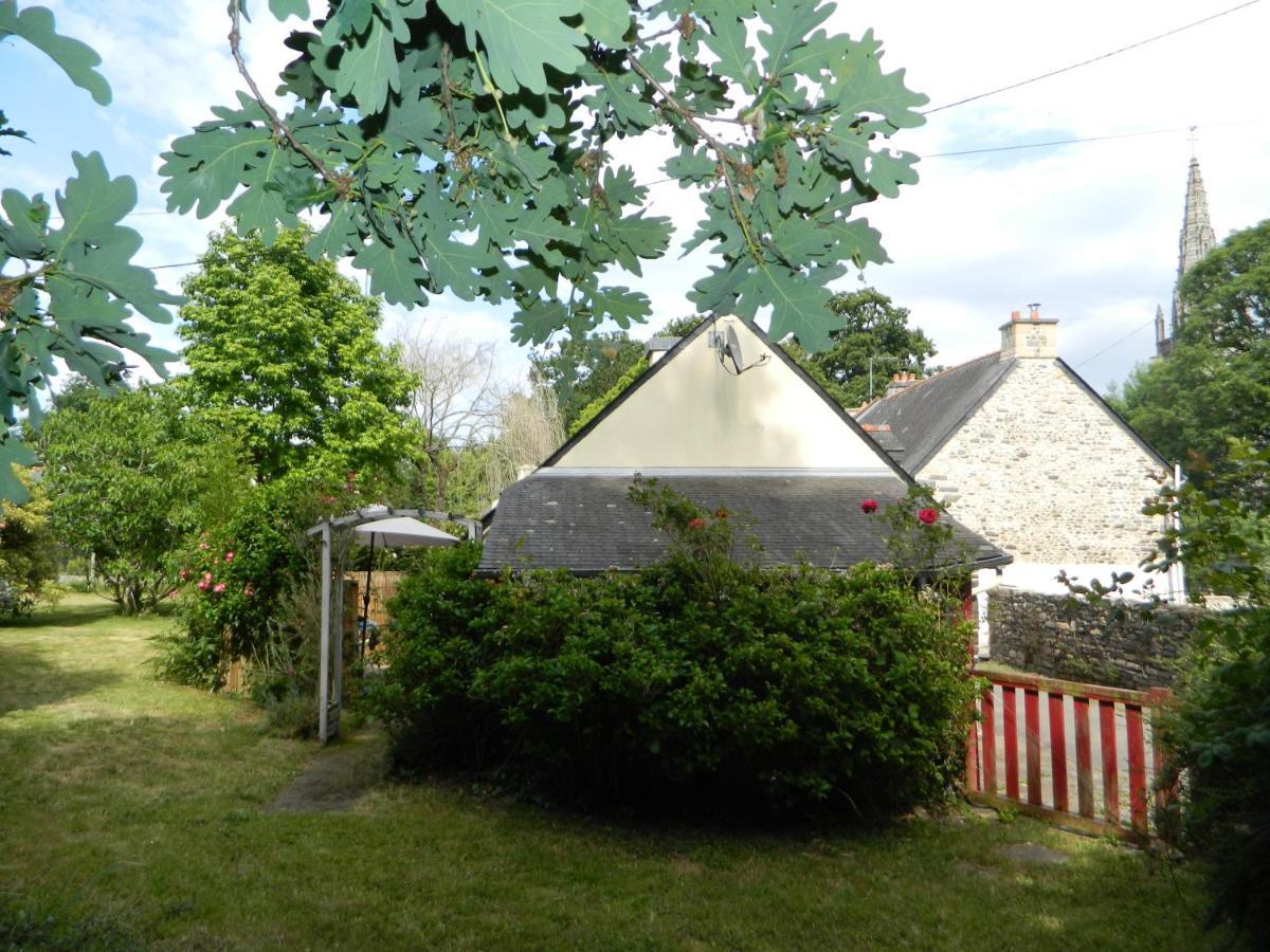 Villa Penty La Houssaye à Pontivy Extérieur photo